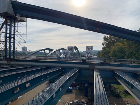 Im bau Rheinbrücke, Duisburg - Deutschland